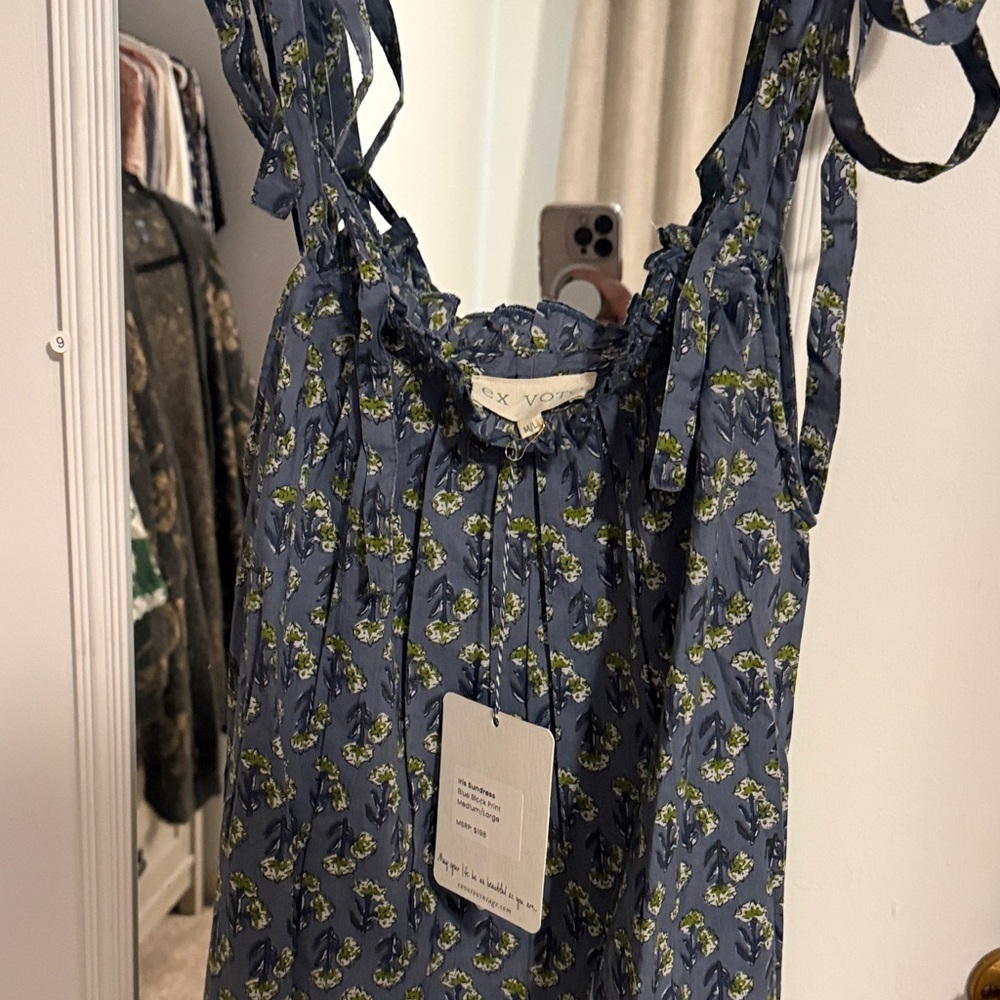 Urban Outfitters Blue Printed Maxi Dress - Picture 2 of 3